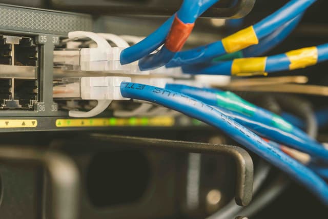 Difference Between Cloud Server and Web Server