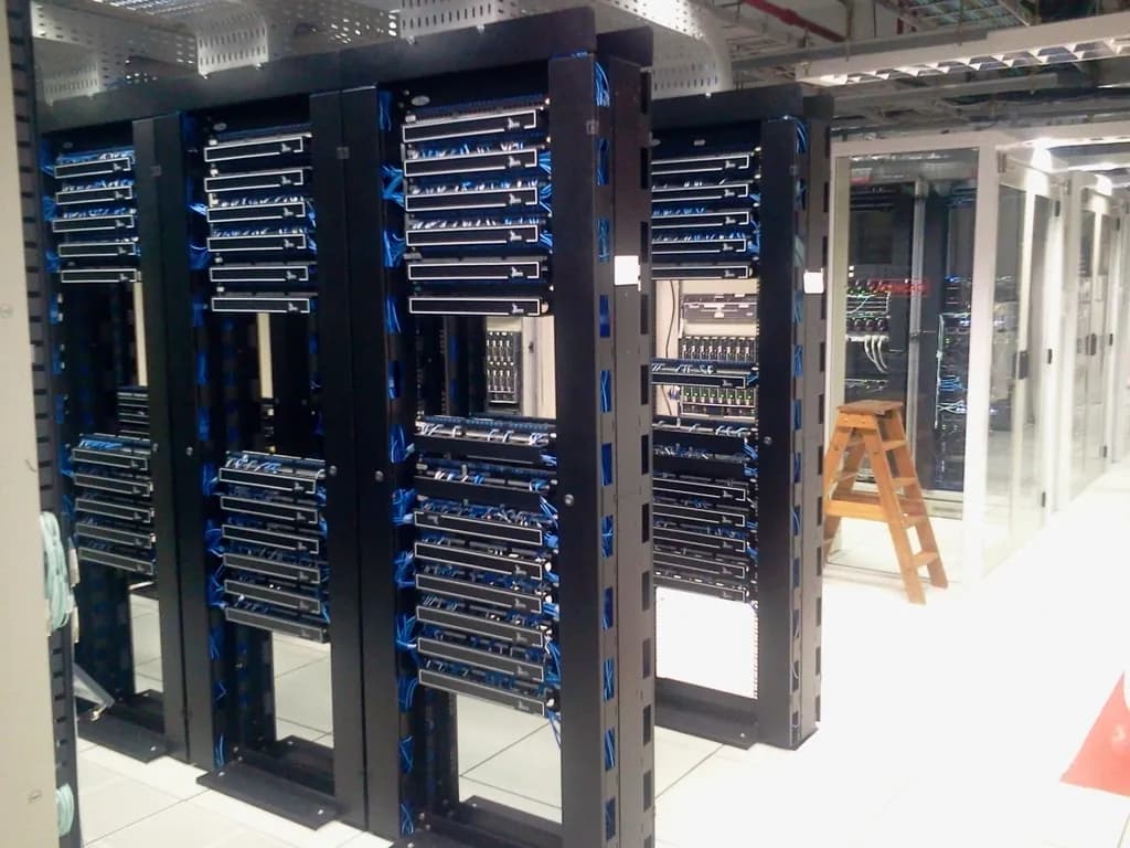 What Is Cloud Hosting and How Does It Work? | Carpathian